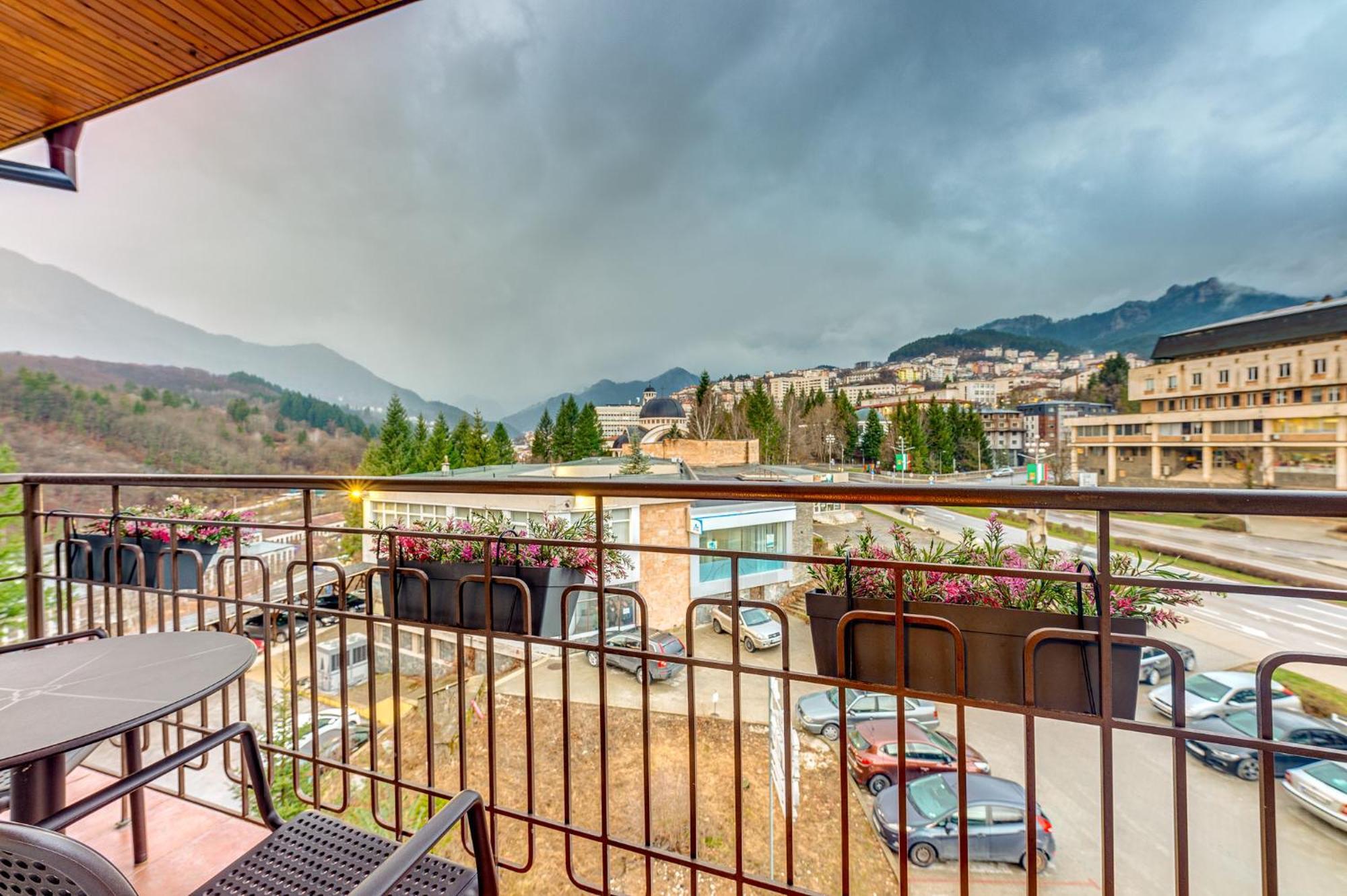 Spa Hotel Kiparis Smoljan Exteriér fotografie