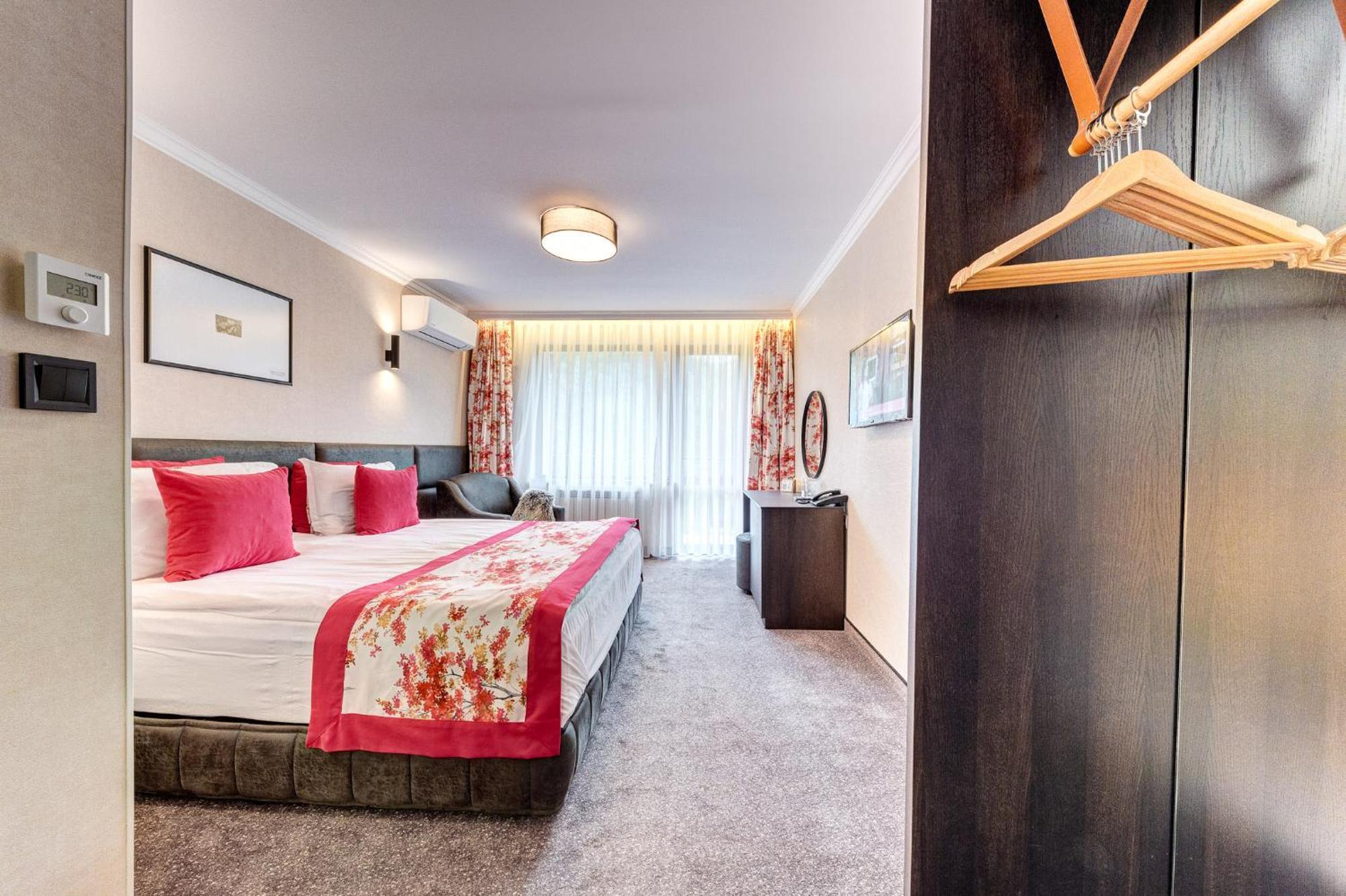 Spa Hotel Kiparis Smoljan Exteriér fotografie