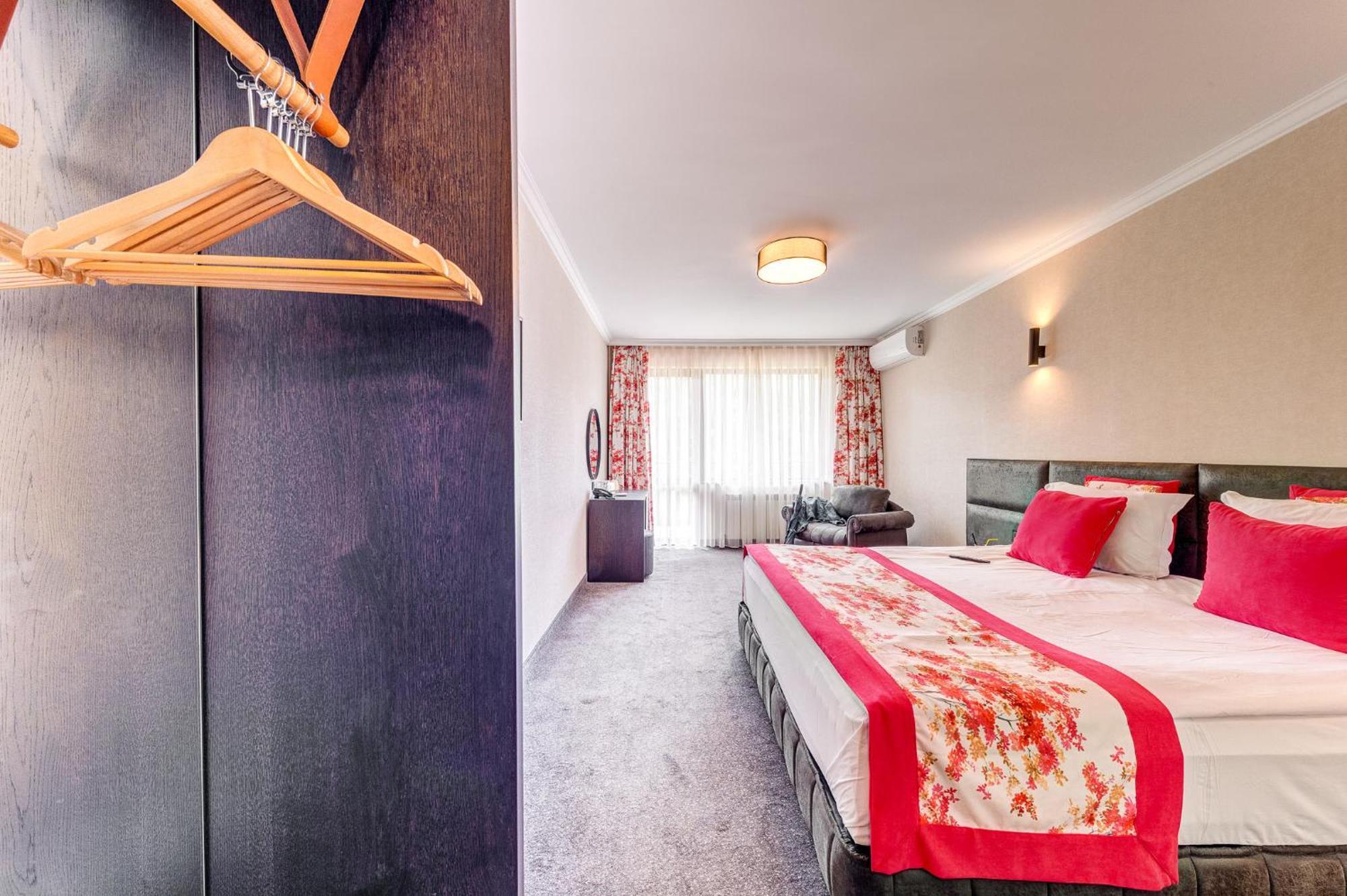 Spa Hotel Kiparis Smoljan Exteriér fotografie