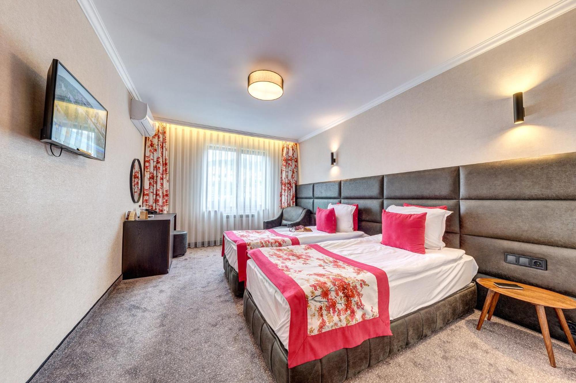 Spa Hotel Kiparis Smoljan Exteriér fotografie